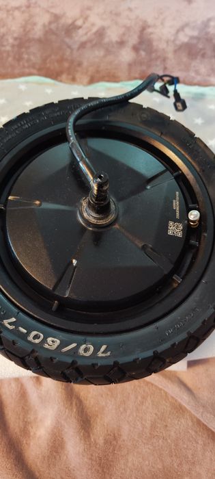 Sprzedam śilnik segway ninebot zt3 pro