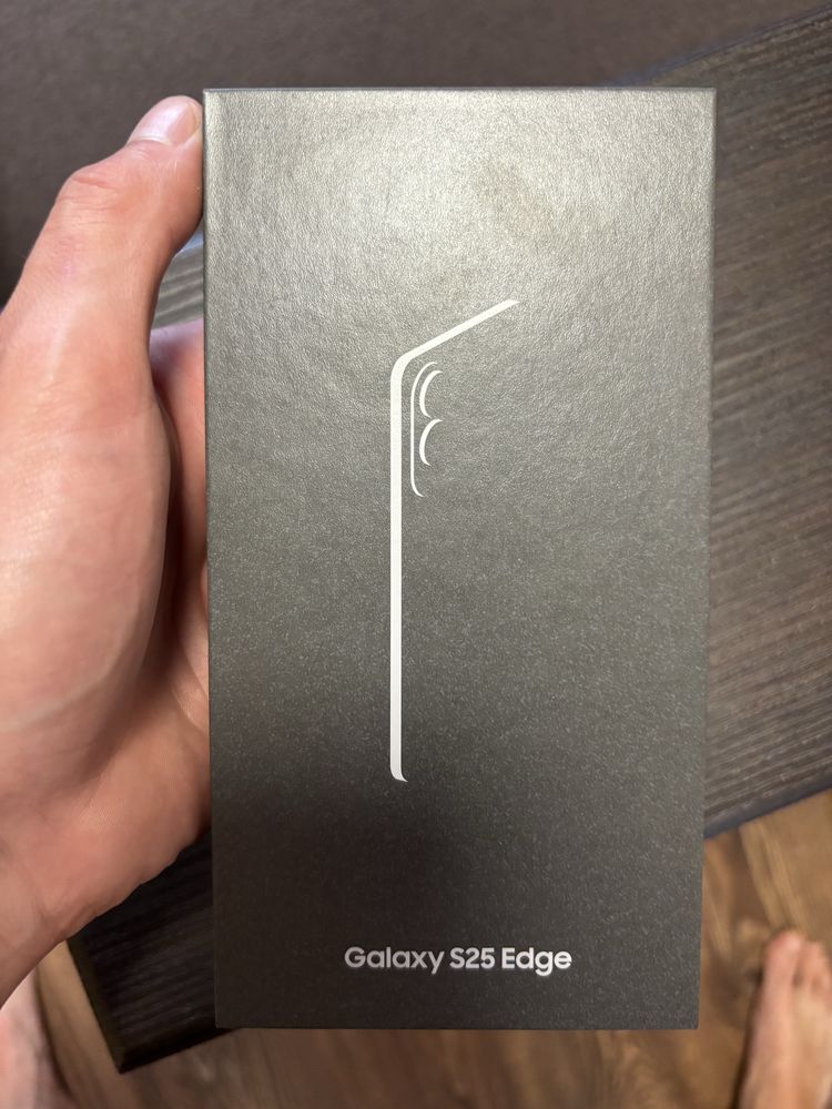 Смартфон Samsung Galaxy S25 edge 12/512Gb
