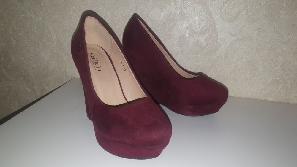 Туфли из эко-замши