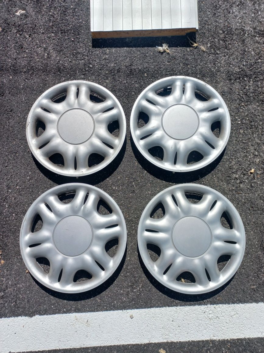 Jogo de 4x tampões 13 renault vw honda fiat seat opel peugeot mitsubis