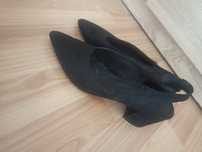 Buty na klocku stabilne