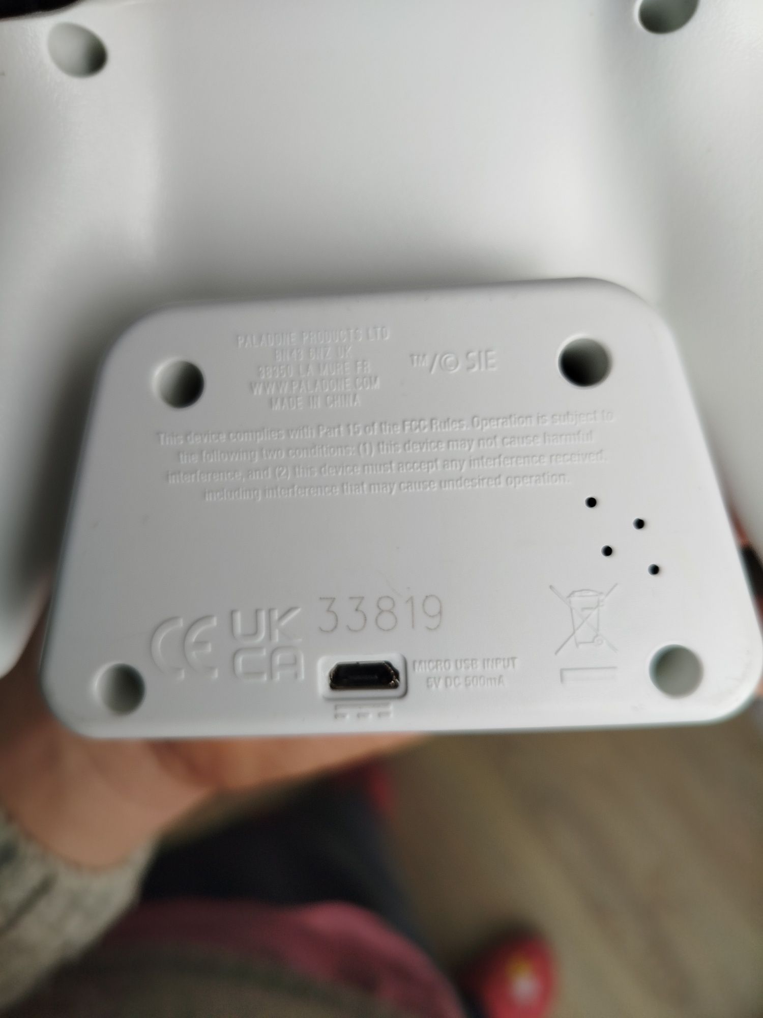 Zegar-stacja dokująca PlayStation 5 – dla fana PS5!