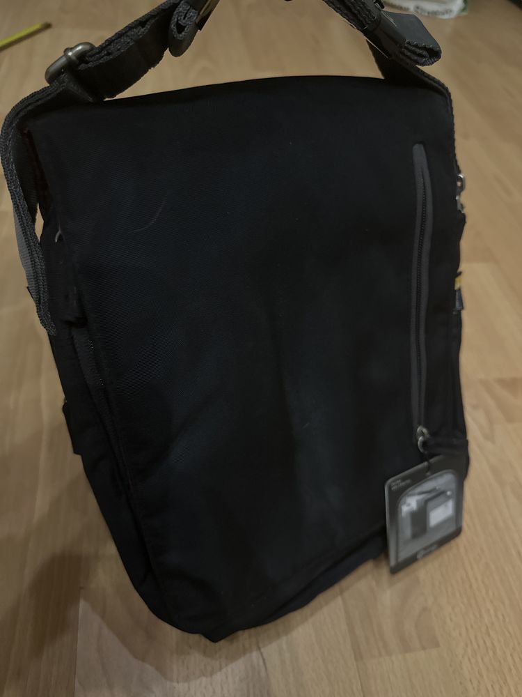 Torba na ramię na PC/tablet, Case Logic , nowa