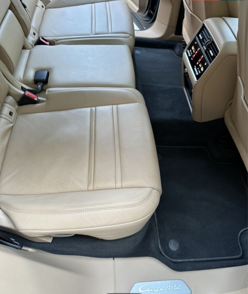 Porsche  cayenne matrix