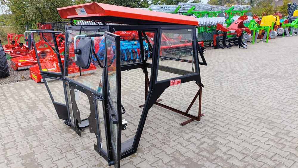 Kabina Ursus c-330 C-330M C-328 bez błotników NAGLAK C360 MF AGROSTAL