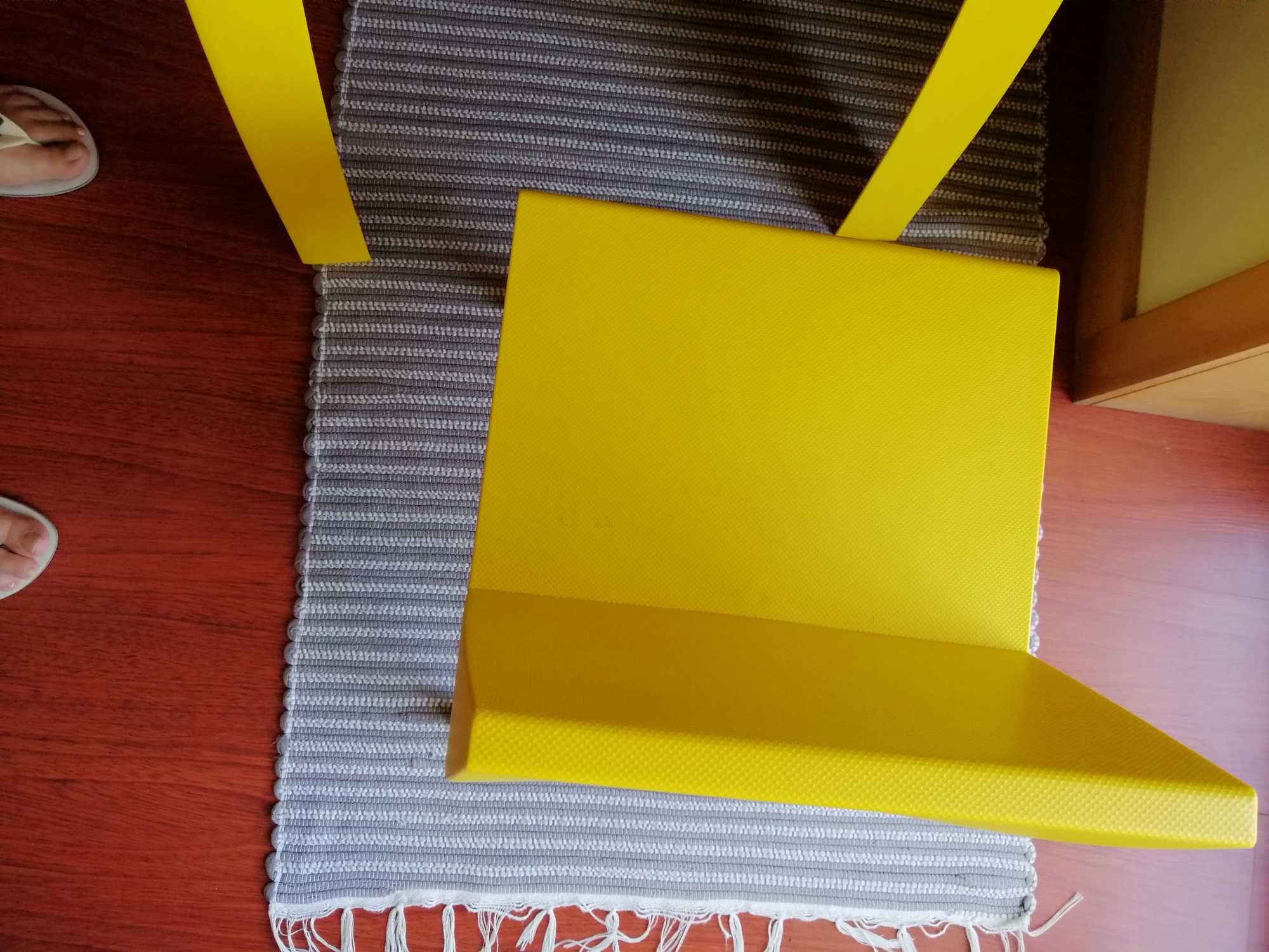Mesa + Cadeira de resina infantil, Leroy Merlin