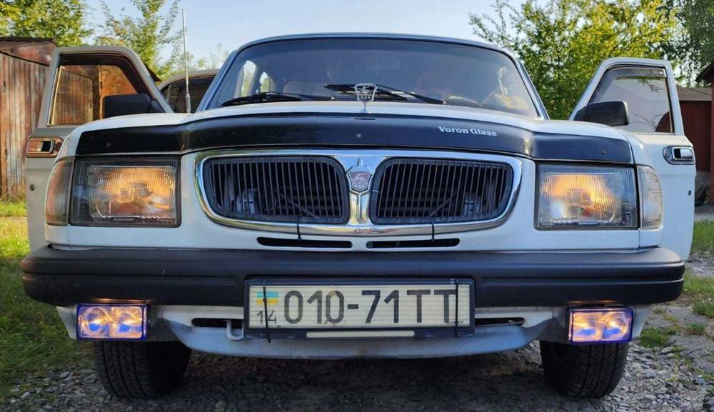 Продаж автомобіля «Волга» ГАЗ-31029, 1993