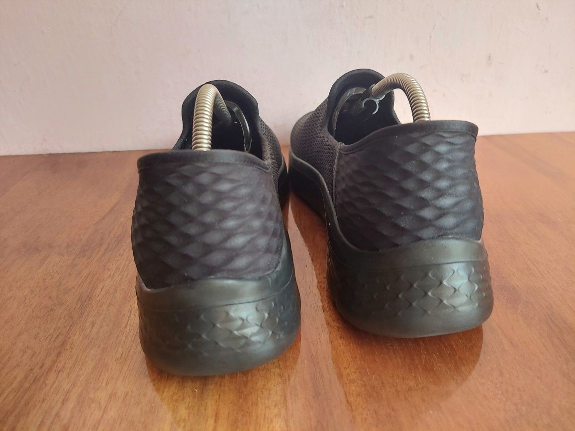 Кроссовки сліпони чоловічі skechers  Go Walk Flex оригінал 

Розмір по