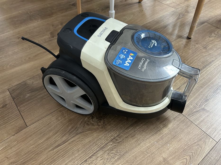 Odkurzacz bezworkowy philips