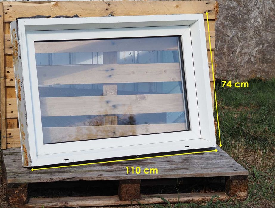 Okna PRIMO SYSTEM PCV do łazienki, piwnicy, klatki schodowej 110/74 cm