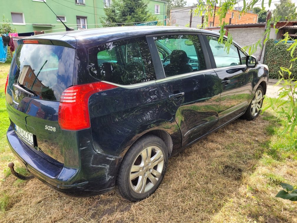 Peugeot 5008. 1.6