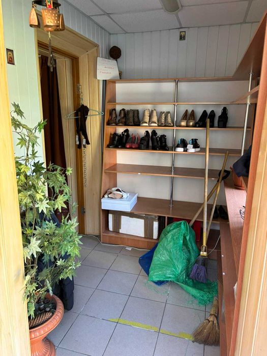 ТЕРМІНОВО продам нежитлове приміщення