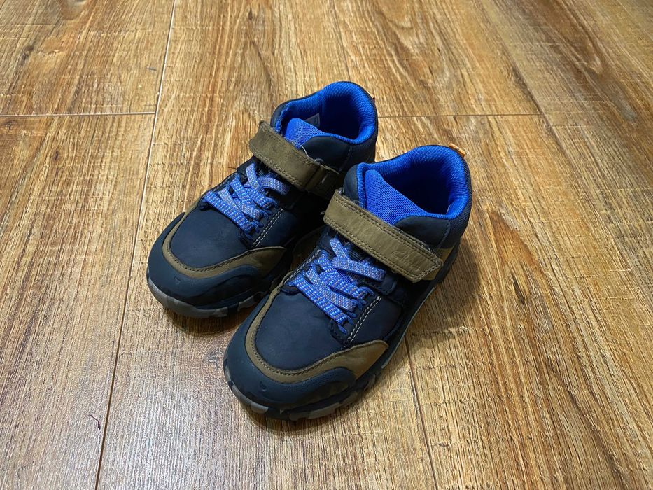 Кроссовки хайтопы демисезон кросівки черевики Clarks оригинал р.30