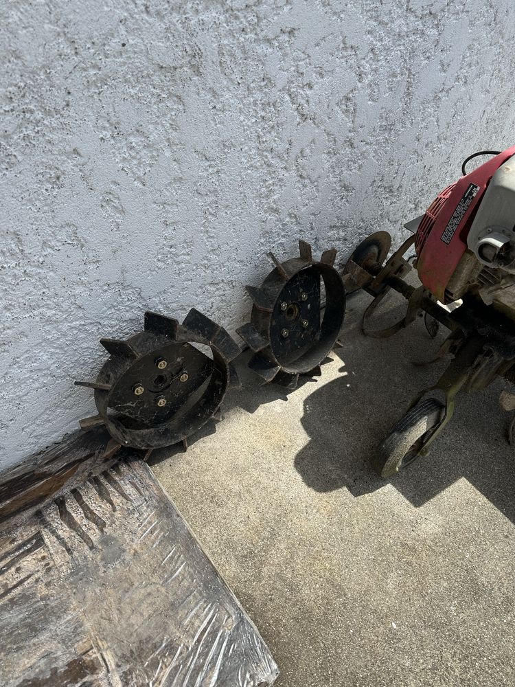 Motoenxada Honda (ler descriçao)