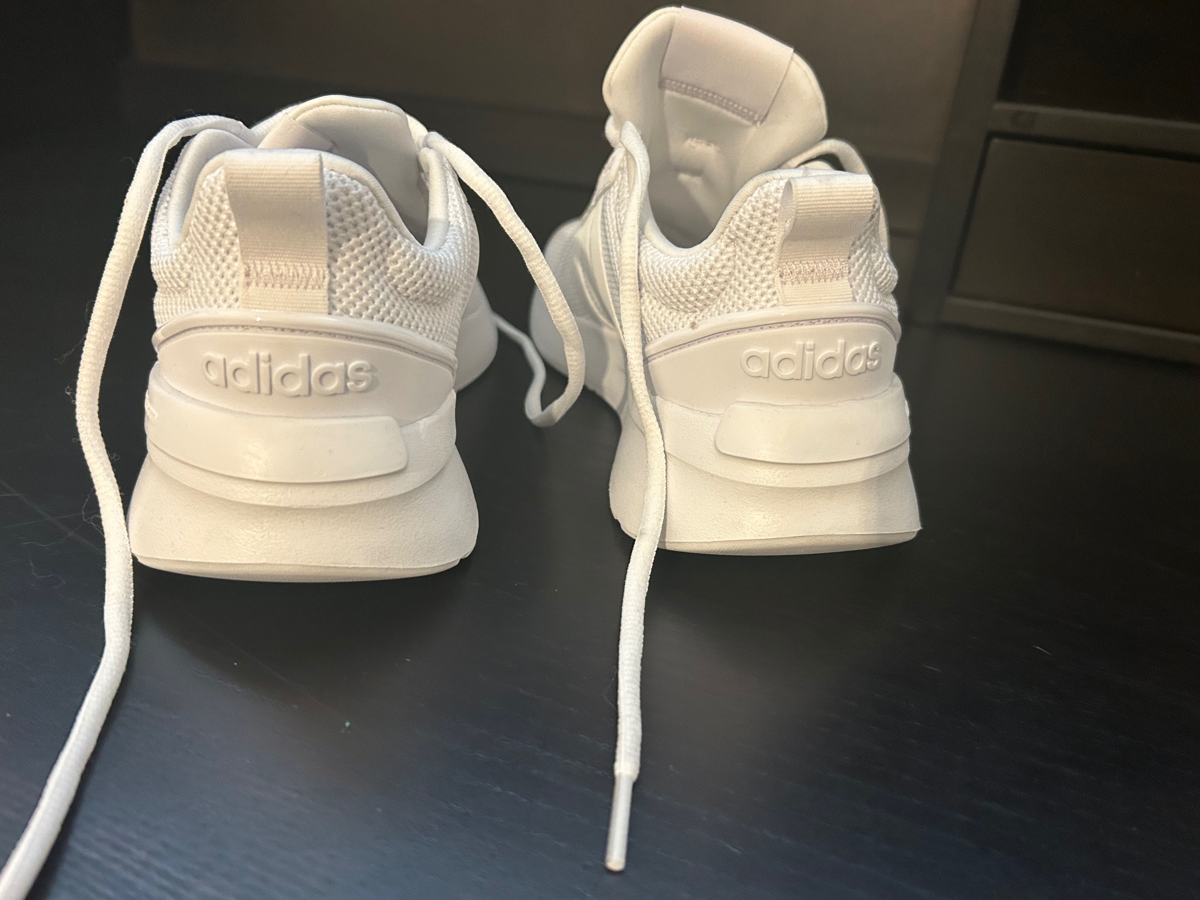 Vendo sapatilhas Adidas número 36