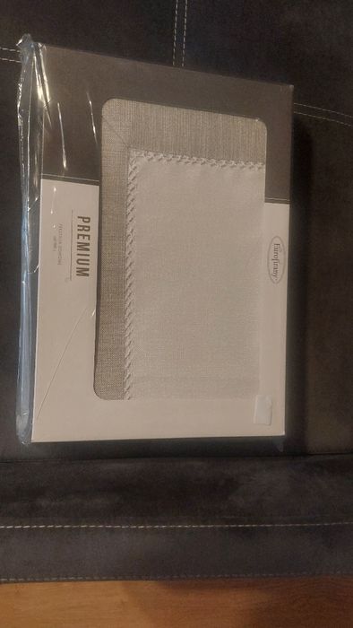Nowy Obrus z firmy Eurofirany 140 x 220