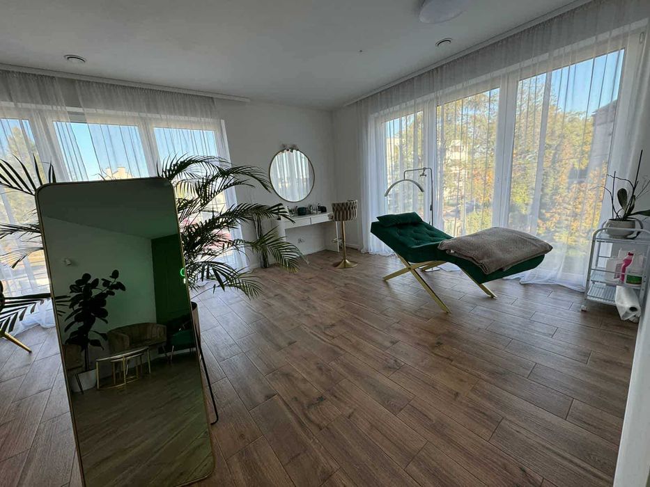 Wynajmę lokale biurowo usługowe Piaseczno ul.Gerbera 45, 56, 20, 16