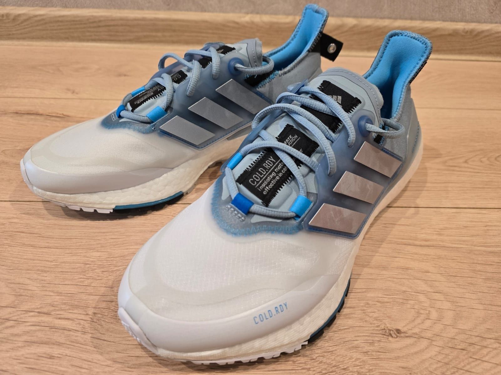 Adidas ultraboost 22 cold ray 44