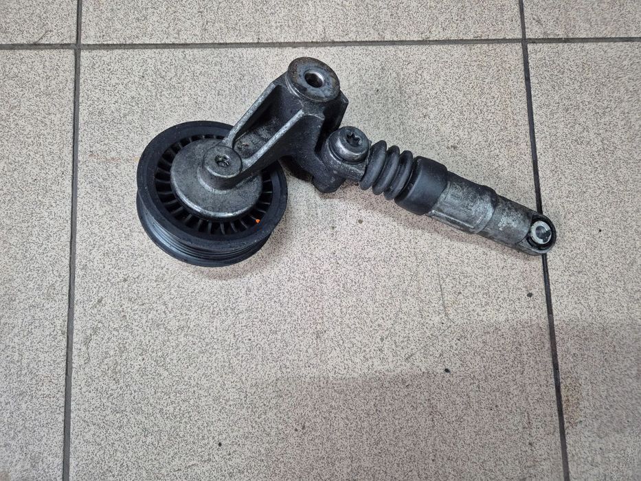 NAPINACZ PASKA ALTERNATORA CRAFTER 2.5 TDI  06r.+