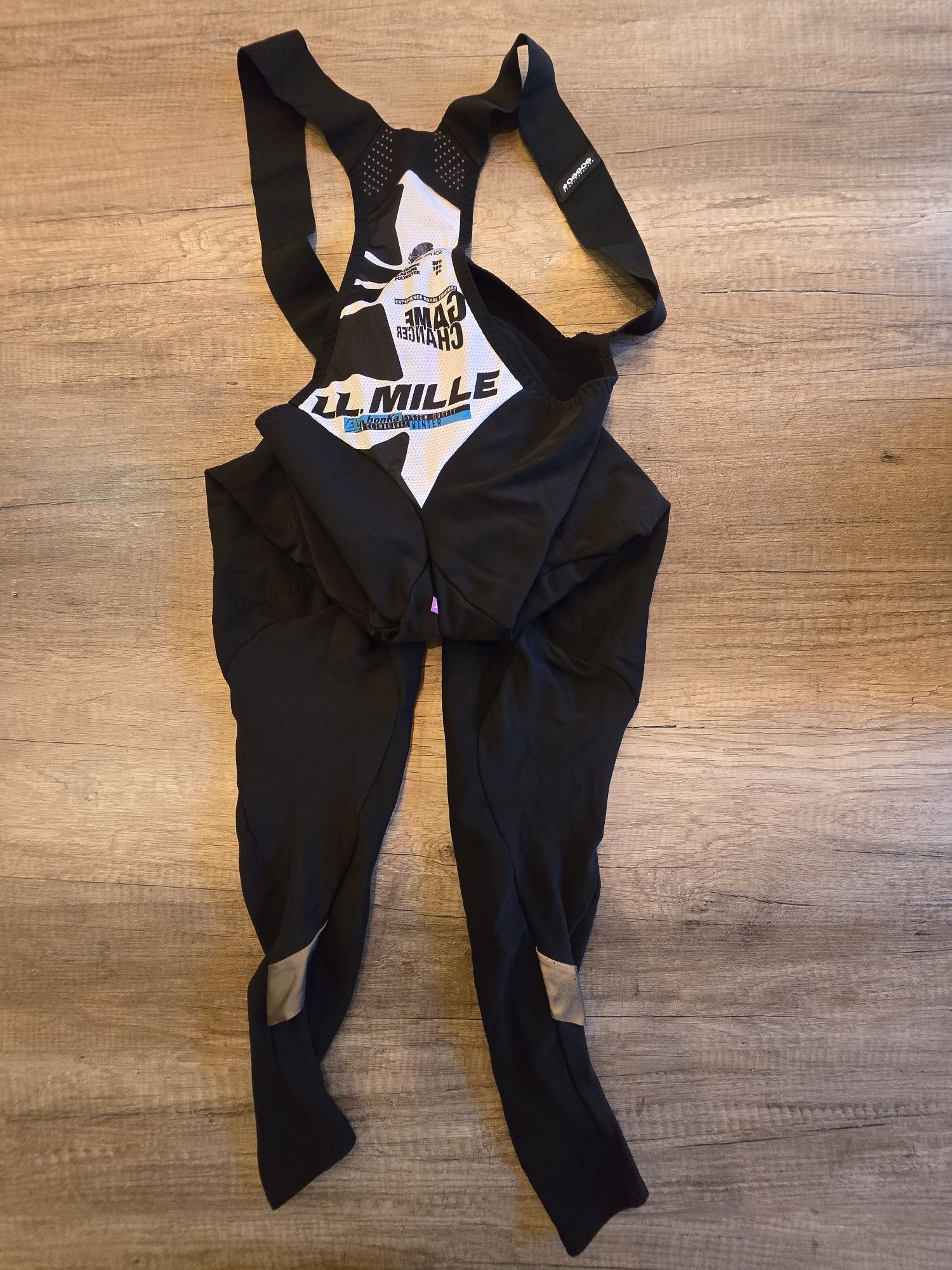 Bicicleta: Sapatos, calções, jerseys, equipamentos, etc