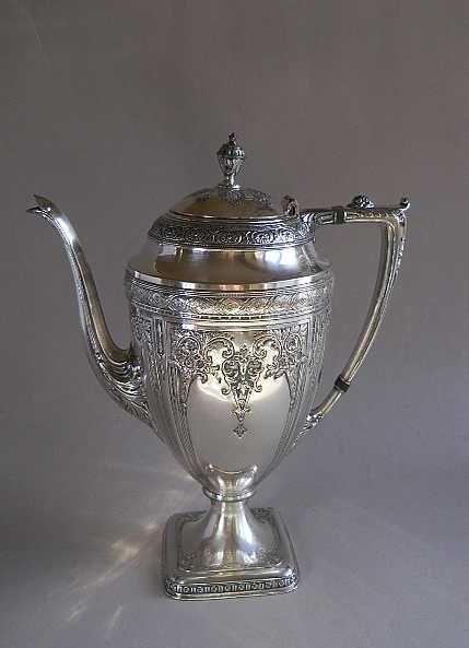 Американский старинный кофейный набор "DERBY SILVER CO."