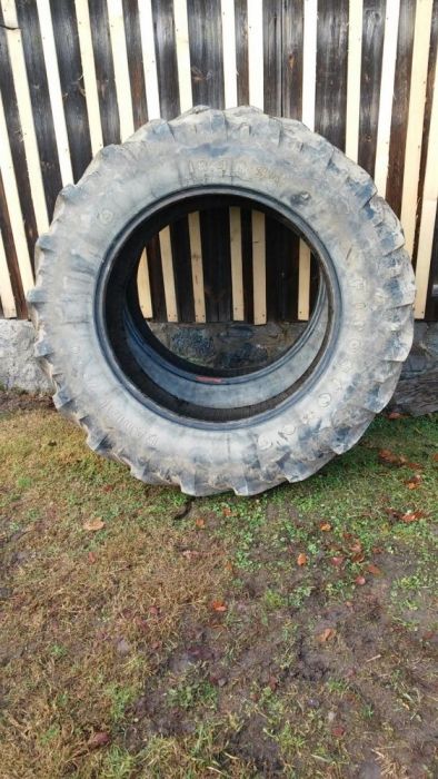 Opony 18.4R38 16.9R28 16.9R38 18.4R34 16.9R34 14.9R28 12.4R28 11.2R24