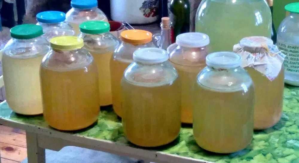 Продаём  мёд и яблочный уксус из Антоновки.