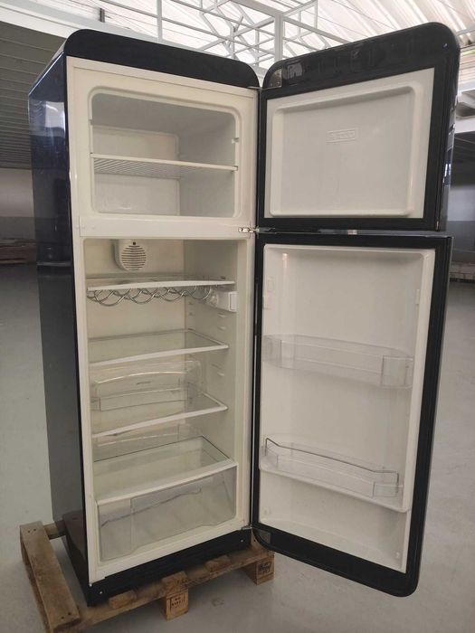 Frigorífico SMEG como novo