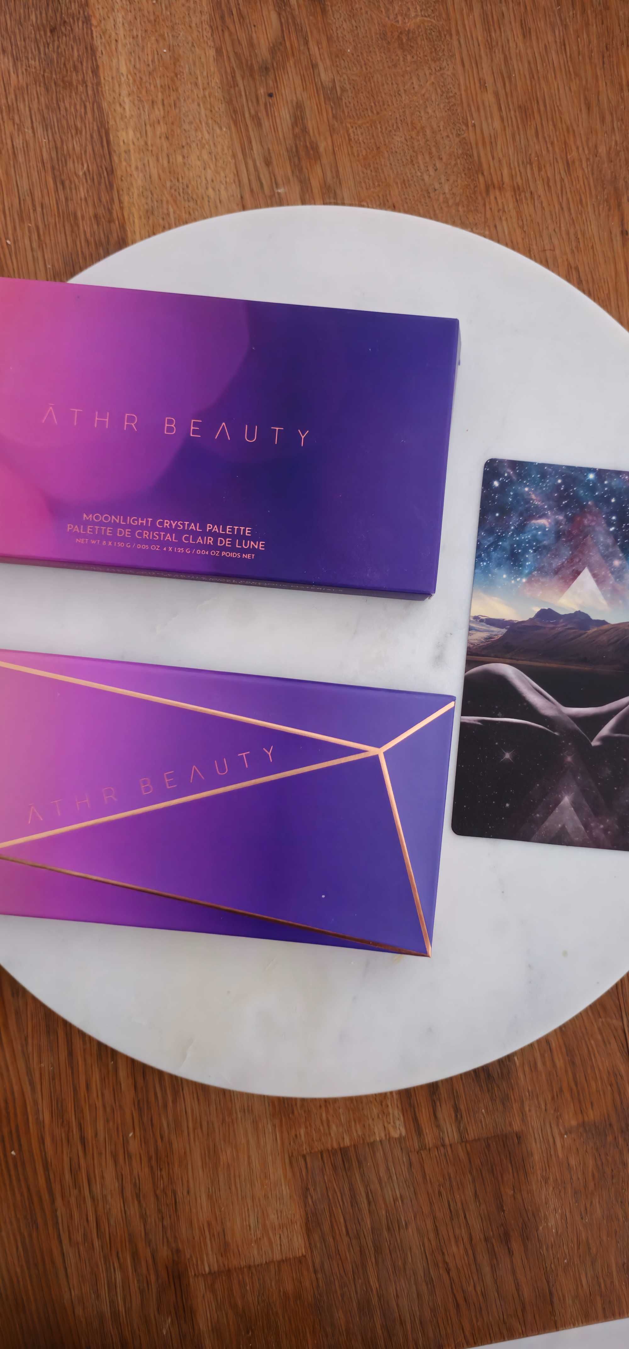 Paleta ĀTHR BEAUTY Moonlight Crystal Palette lekko używane