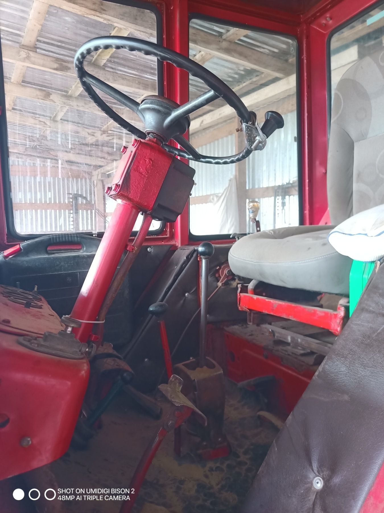 Продам т-25 гаражне зберігання