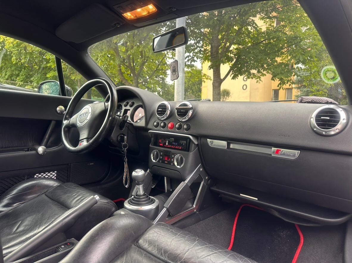 Audi TT 1.8 • 1999 • doinwestowane mechanicznie