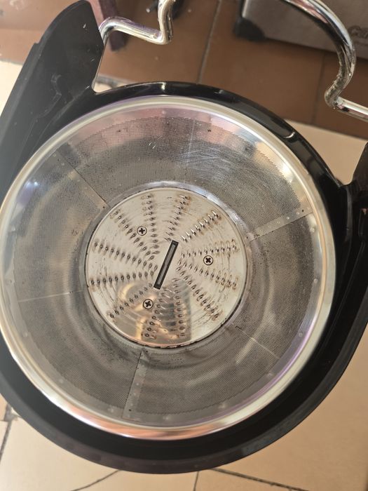 Продам соковижималка