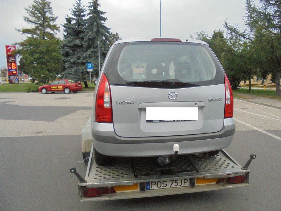 Mazda Premacy 1.8 benzyna kolor srebrny przeznaczona na części hak