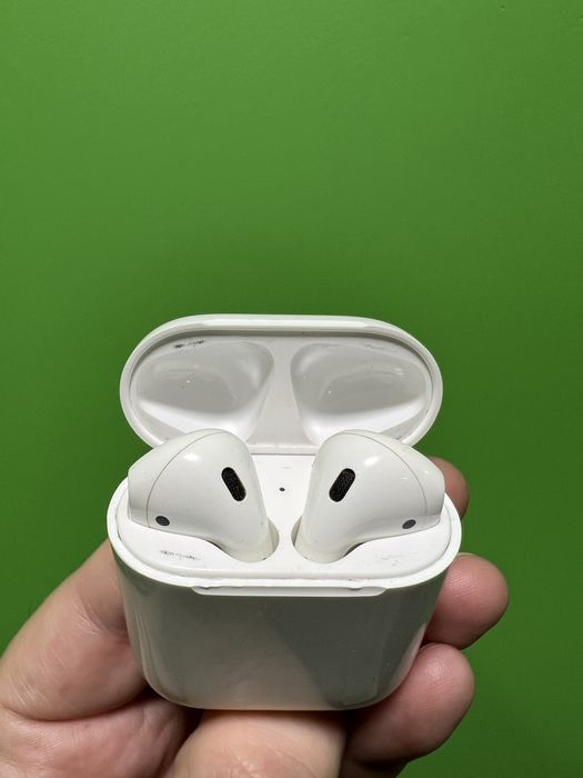 Навушники Apple AirPods 2 A1602