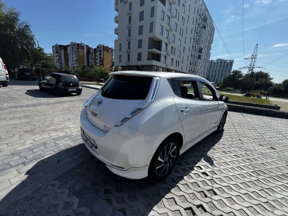 Nissan Leaf 2017
