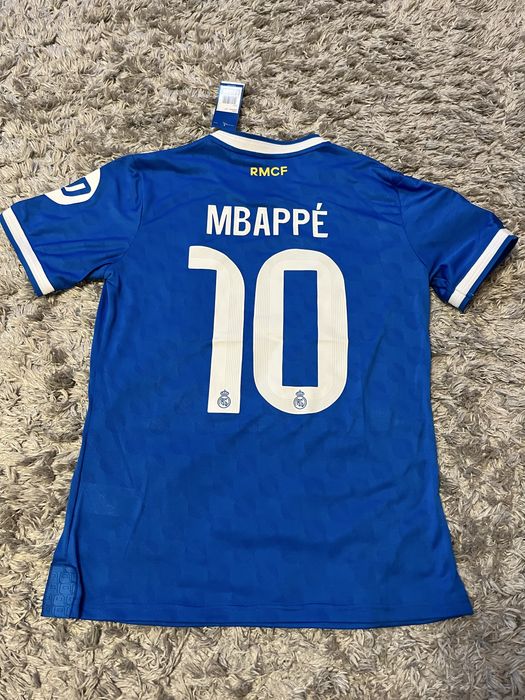 koszulka piłkarska Mbappe Real Madryt rozmiar L sezon 25/26