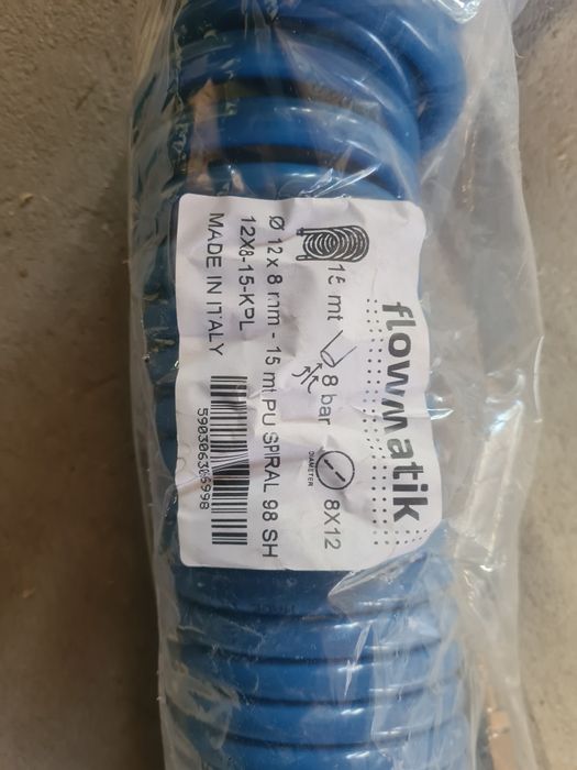 Przewód pneumatyczny spiralny 12x8mm 15 metrów.