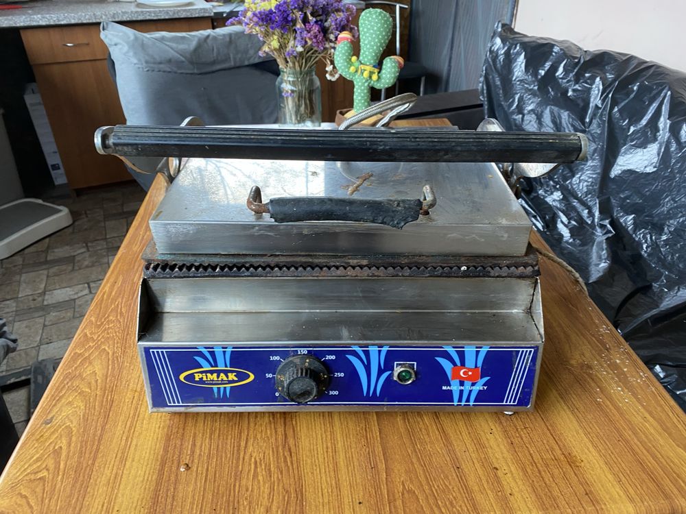Продам гриль PIMAK M 070