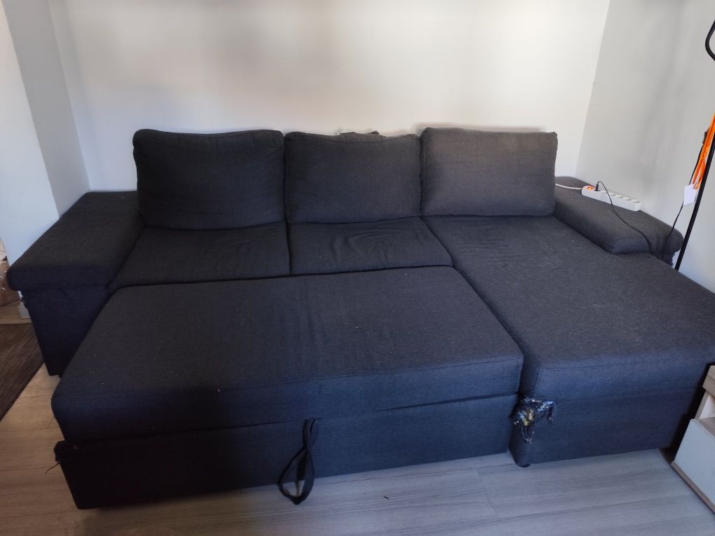 Sofá-cama com chaise longue