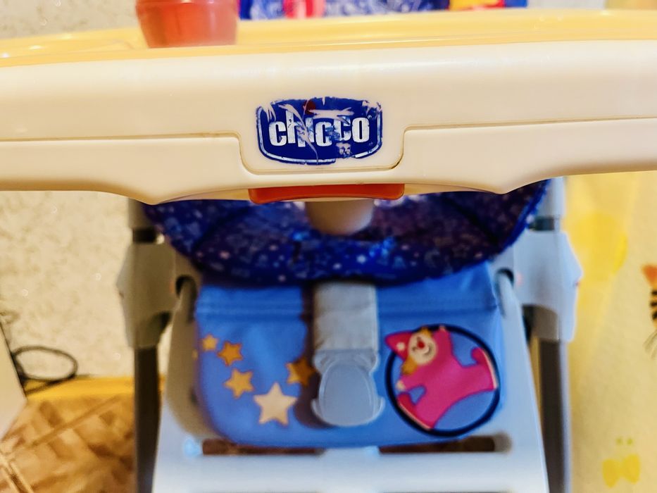 Дитячий стілець для годуванняя Chicco Polly
