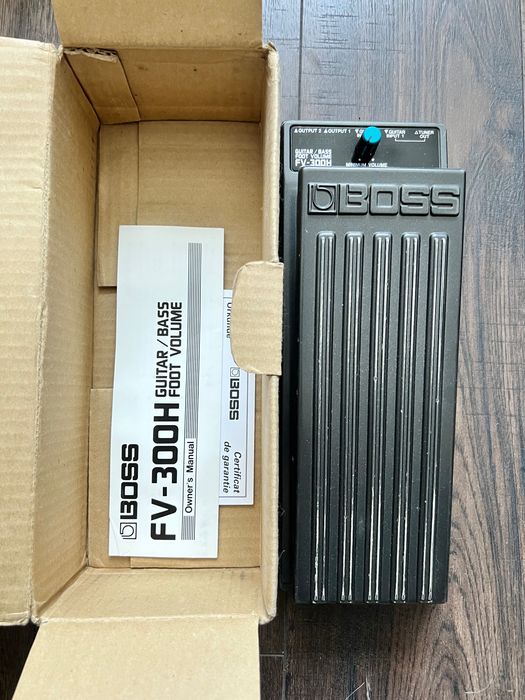 Педаль громкости для гитары Boss FV-300H