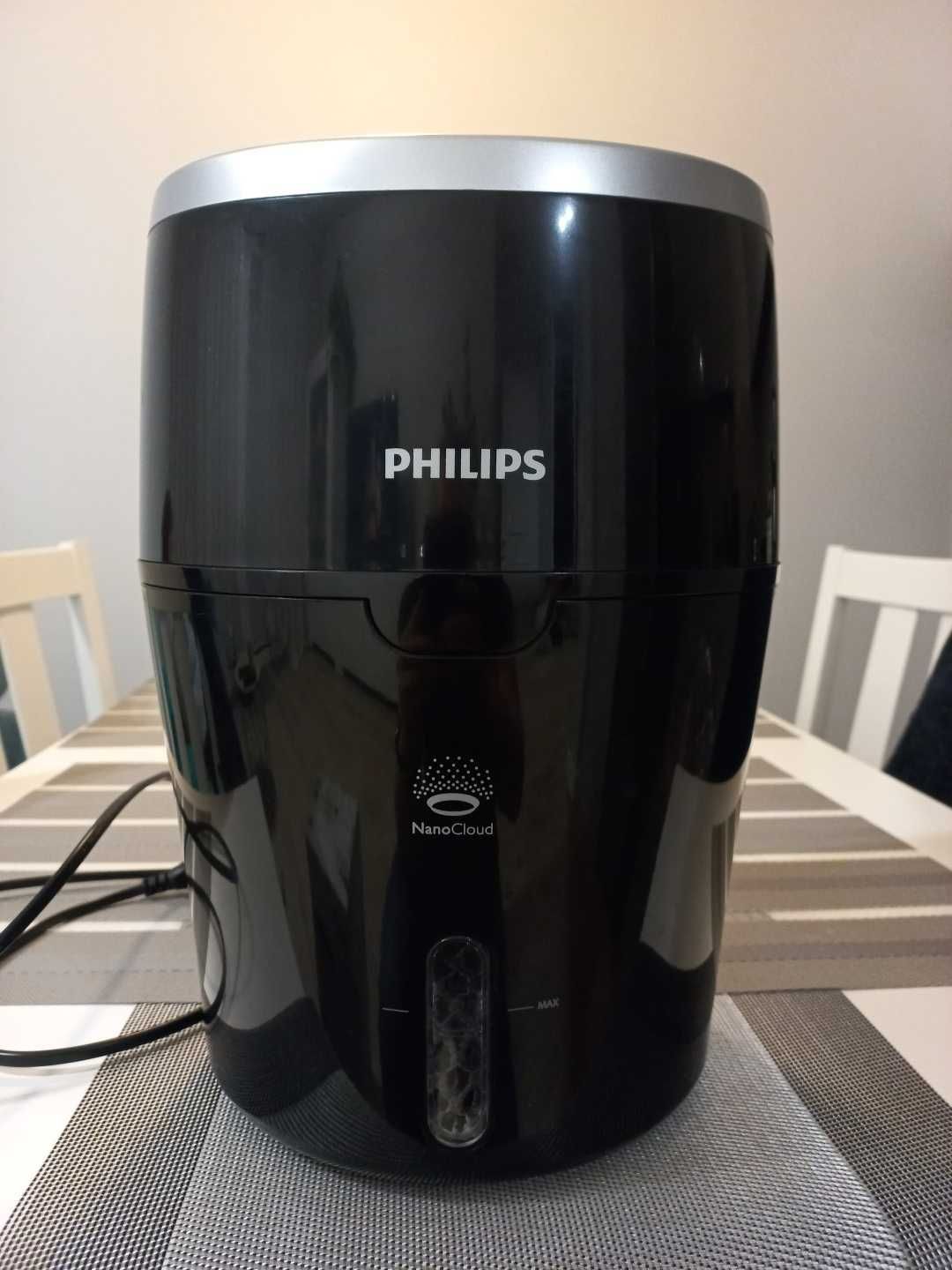 Nawilżacz ewaporacyjny PHILIPS HU4813/10 - używany 1 sezon