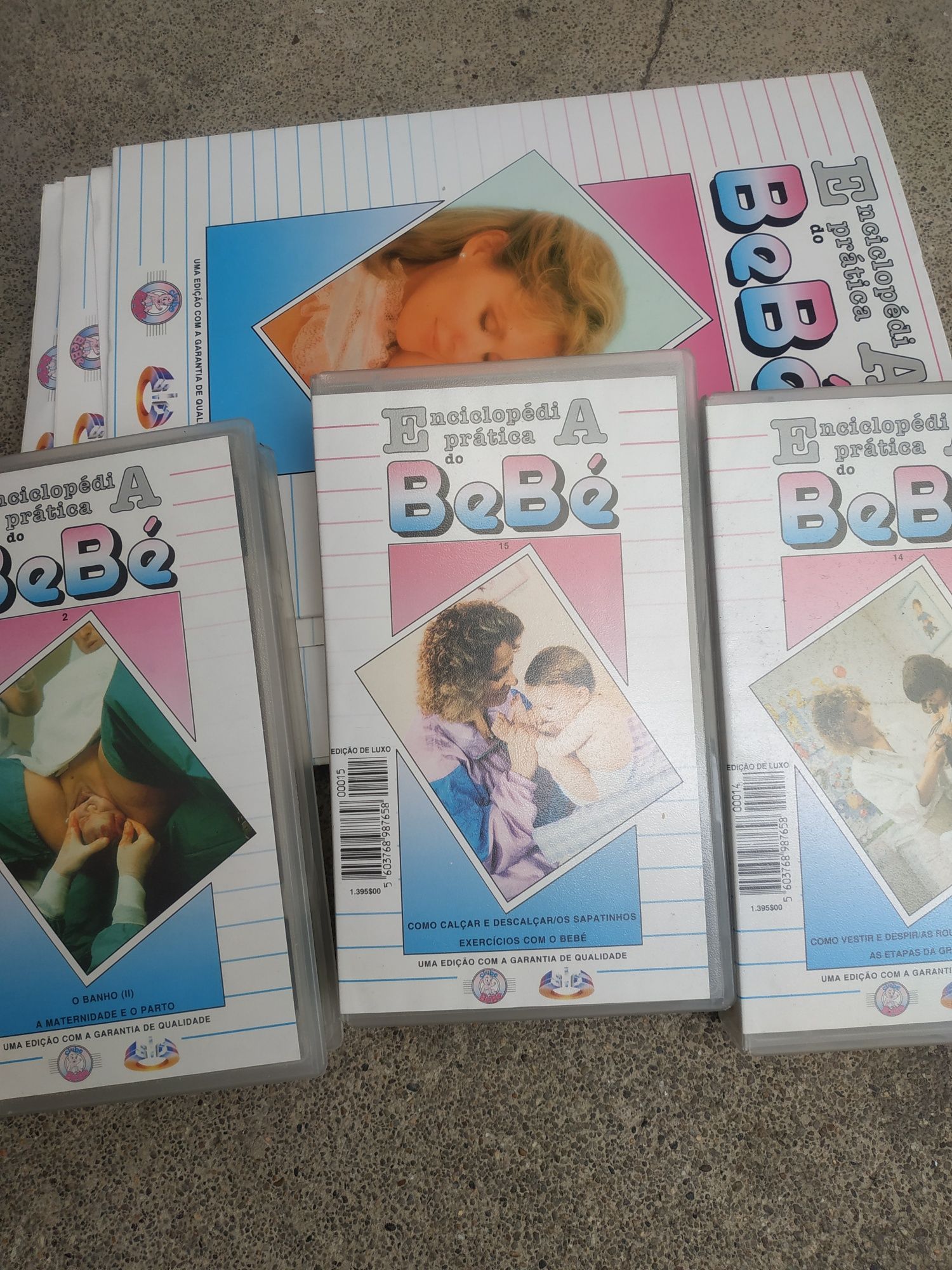 Vendo coleção enciclopédia bebê