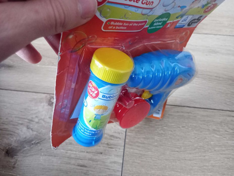 Pistolet do baniek Play tive