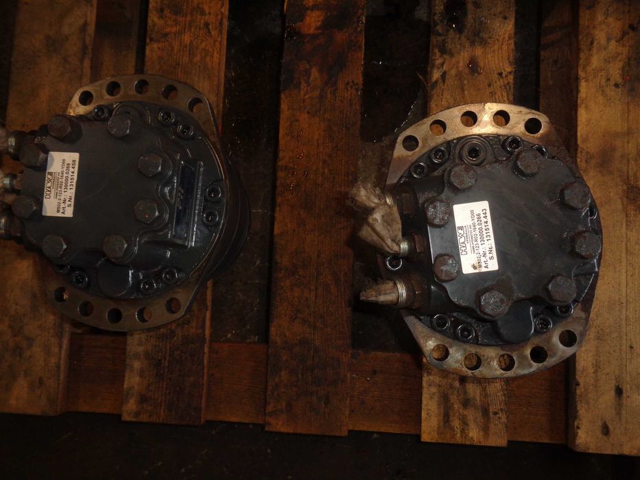 Hydromotor silnik hydrauliczny jazdy POCLAIN MS02-2-123-R02 / A529682