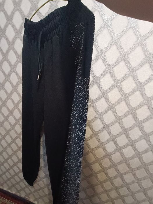 Штани на манжеті