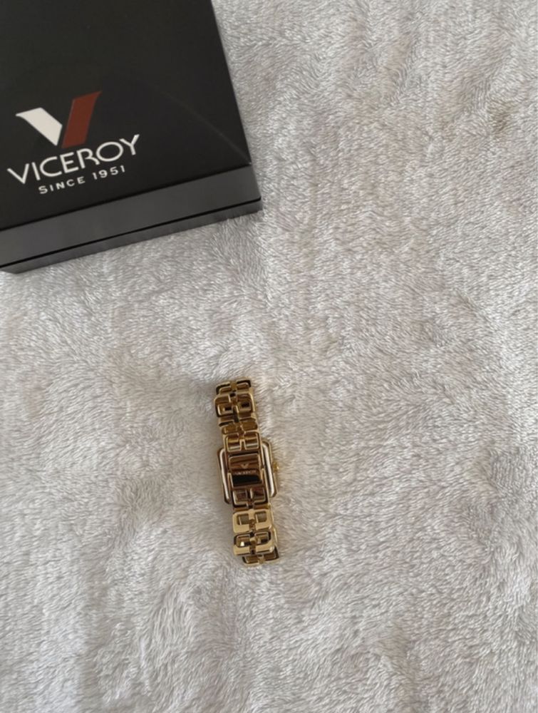 Relógio Dourado Viceroy