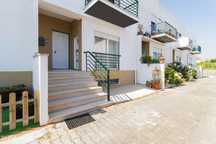 Excelente Moradia T3 , espaço exterior e garagem – Marinha Grande