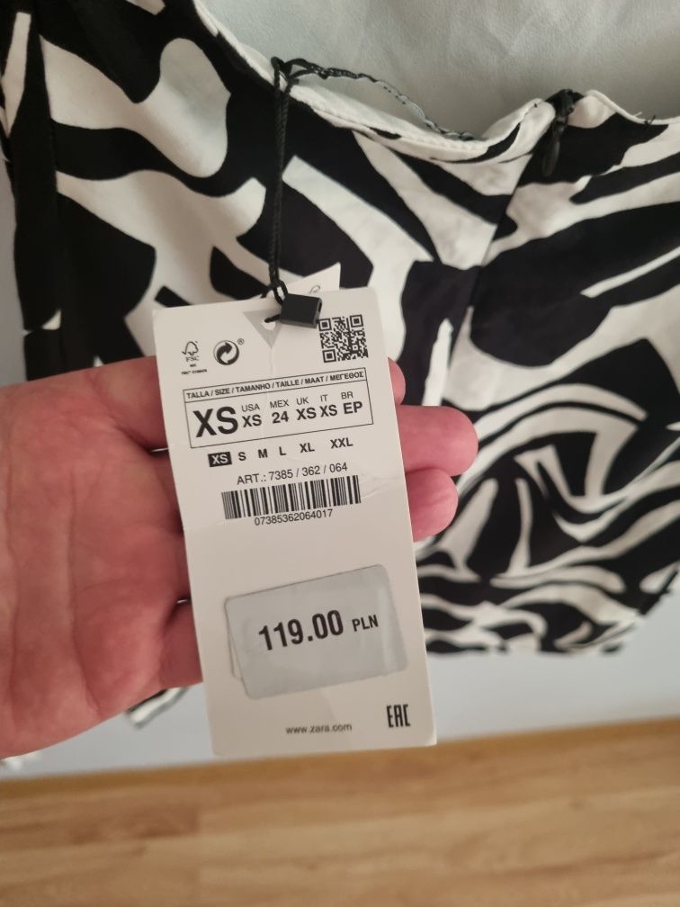 Nowa sukienka Zara w rozmiarze XS