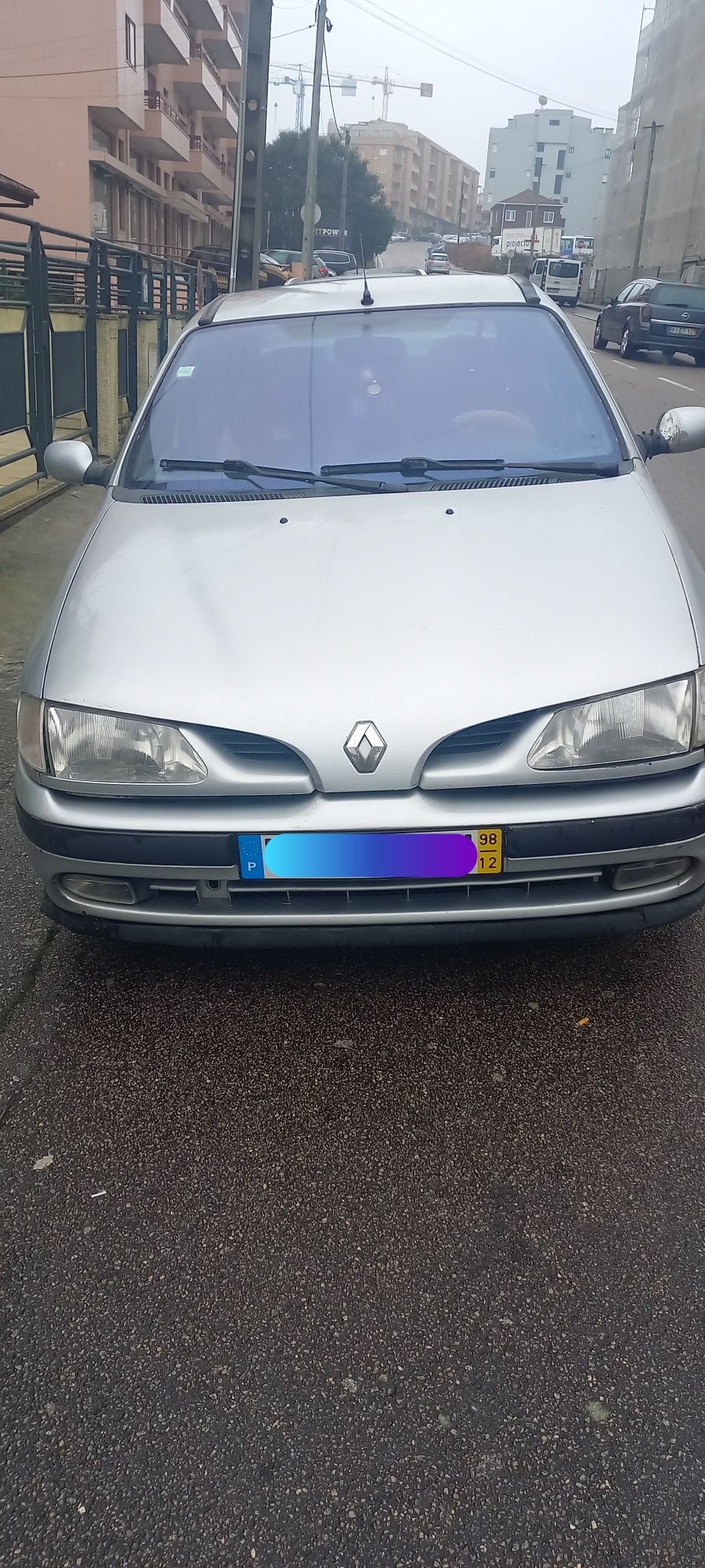 Renault megane 98 a andar bem
